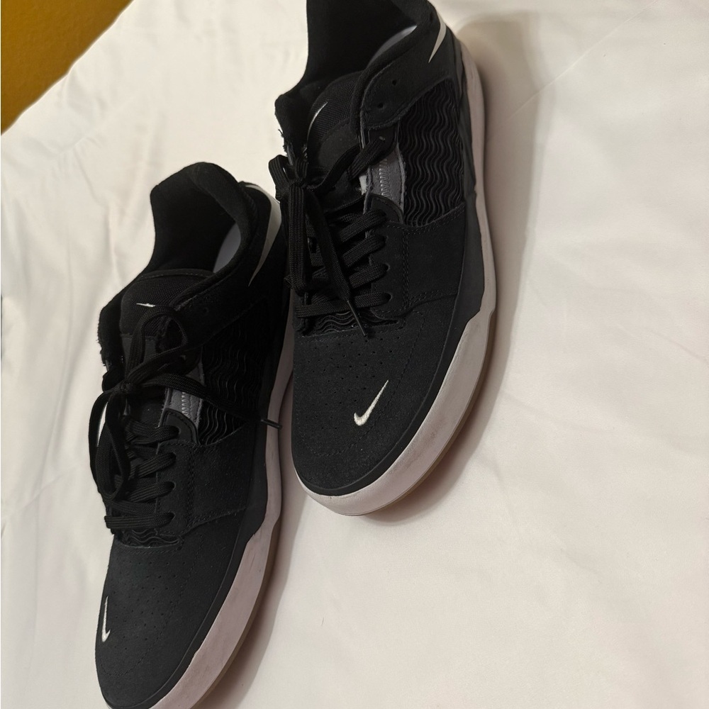 Men's Nike SB Ishod Wair size 13 black/gray dc7232-001 - Picture 4 of 12